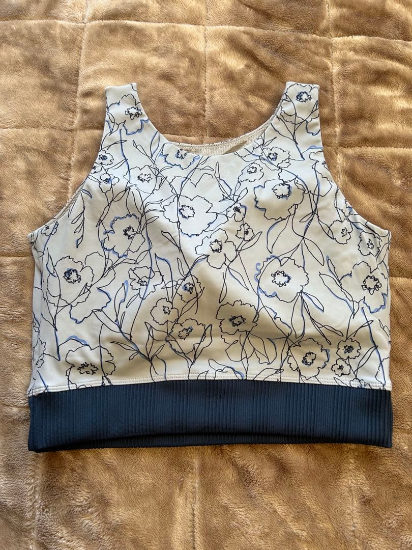 SUKALAドローイングフラワータンクトップ ダークグリーンMサイズ