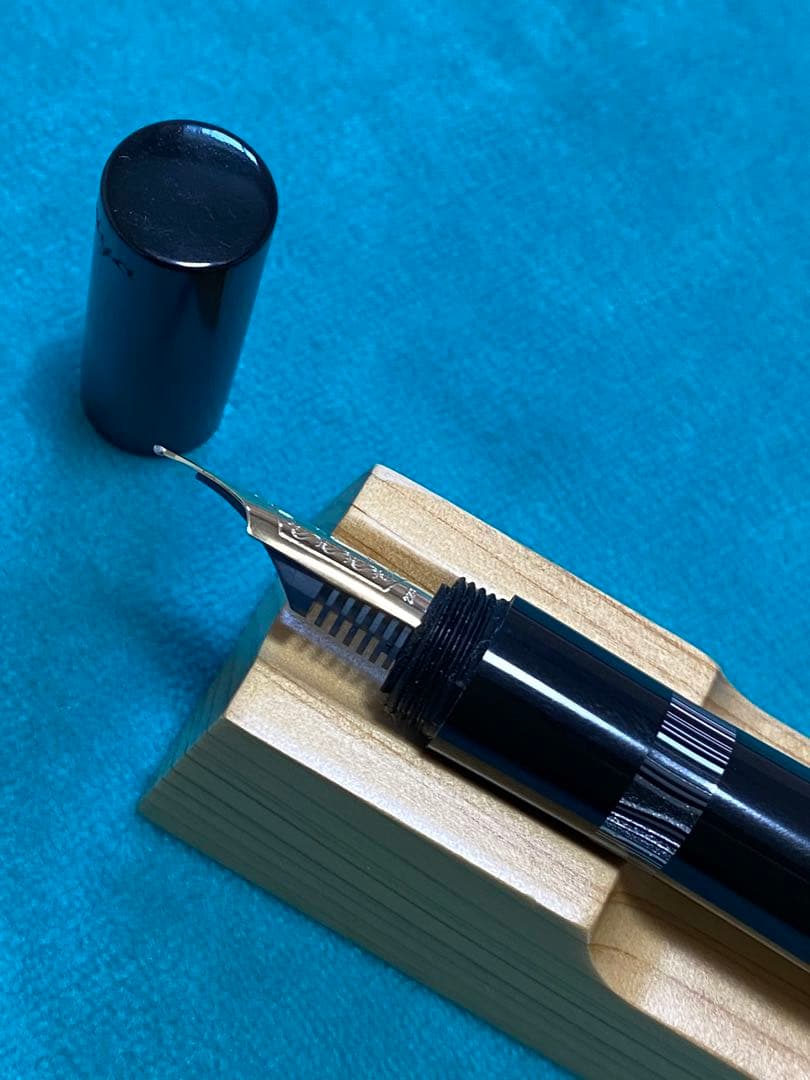 綴り屋　エボナイト万年筆　フォーダイト　月夜　14K金ペン　新品未使用