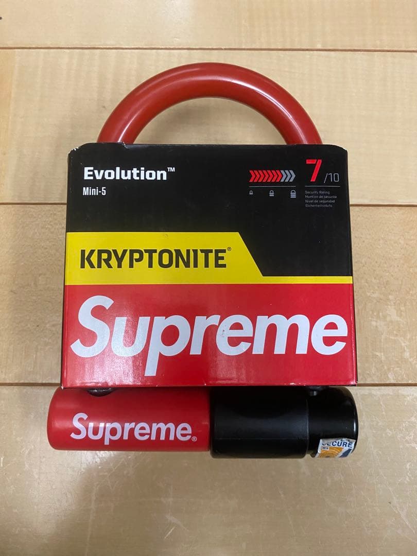 Supreme × Kryptonite Evolution Mini-5