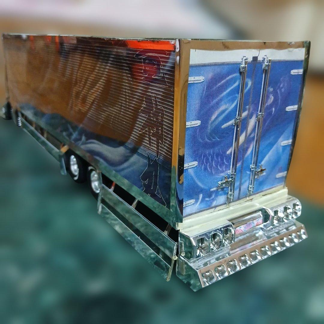 トラック野郎 デコトラ プラモデル完成品(ジャンク品)(ケース付き)全長50cm