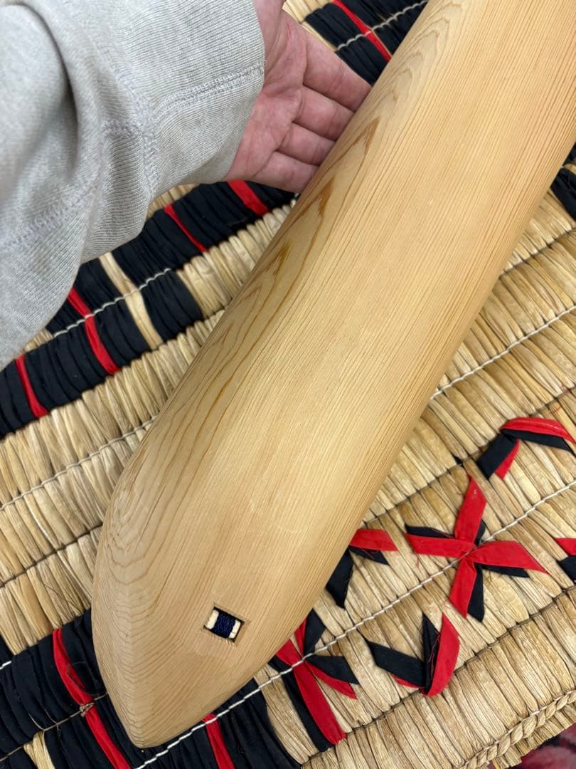 アイヌ　トンコリ　初心者向け　専用ケース付き　替え弦入り　彫刻入り　アイヌ紋様