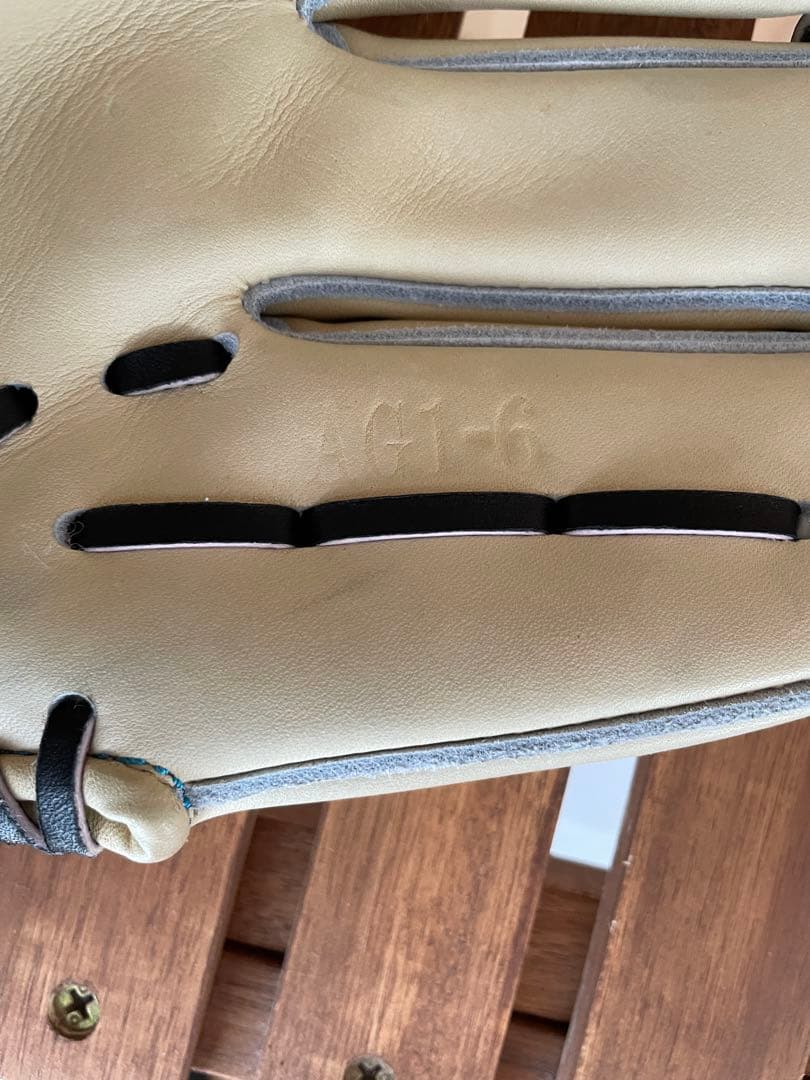 Amazingグラブ 硬式内野手用【AG1型】