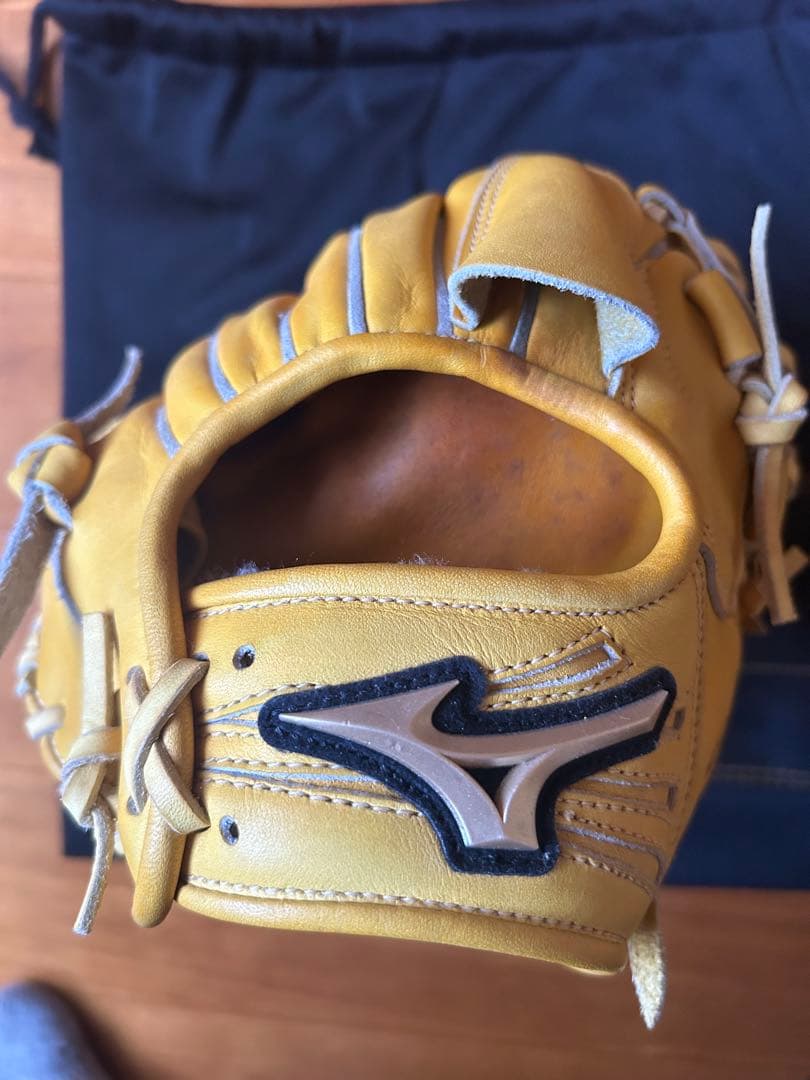 ミズノ野球グラブ　投手用　グローバルエリート