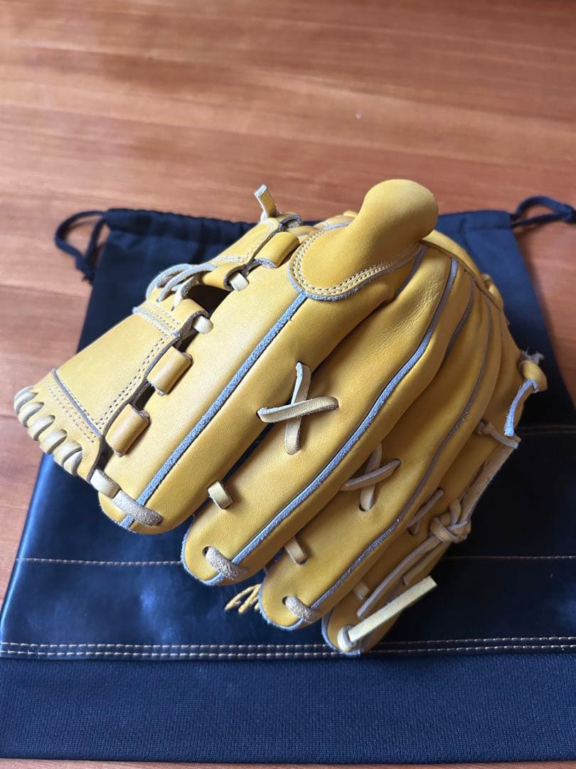 ミズノ野球グラブ　投手用　グローバルエリート