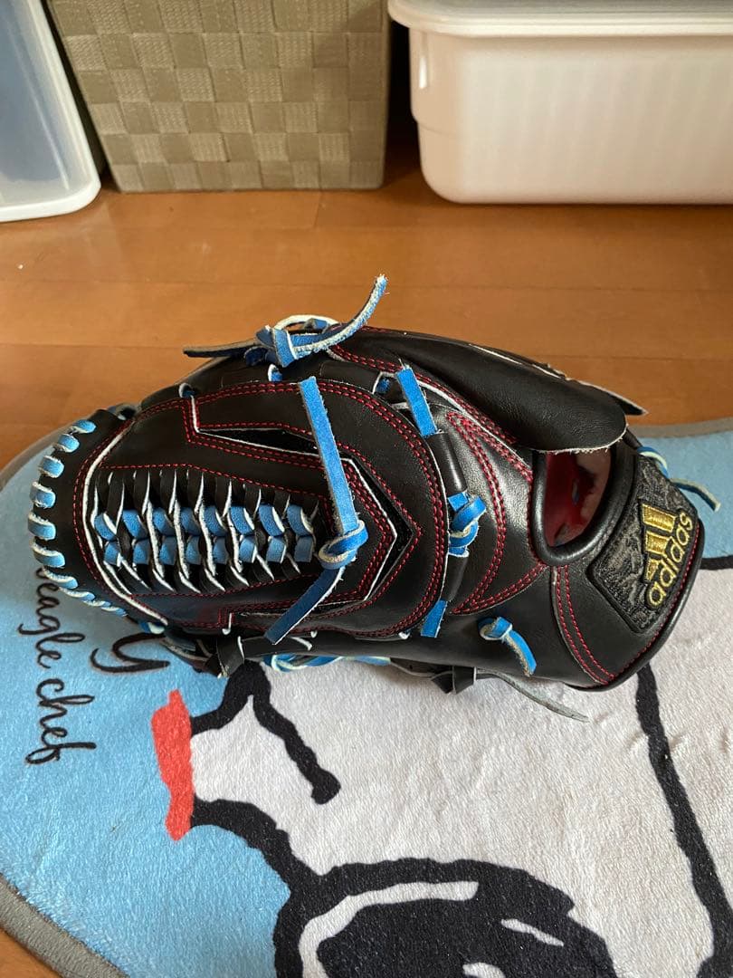 adidas 硬式グローブ 限定グラブ