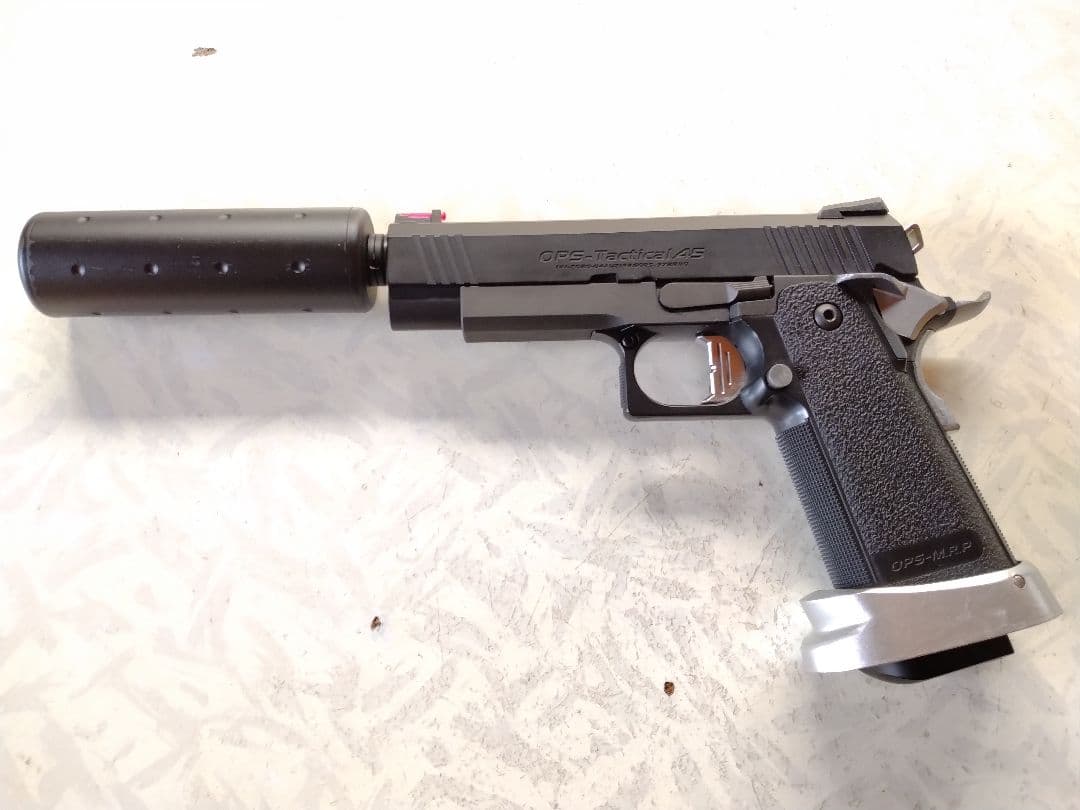 東京マルイ ハイキャパ ５.１　１８歳用ガスブローバックガン　カスタム品