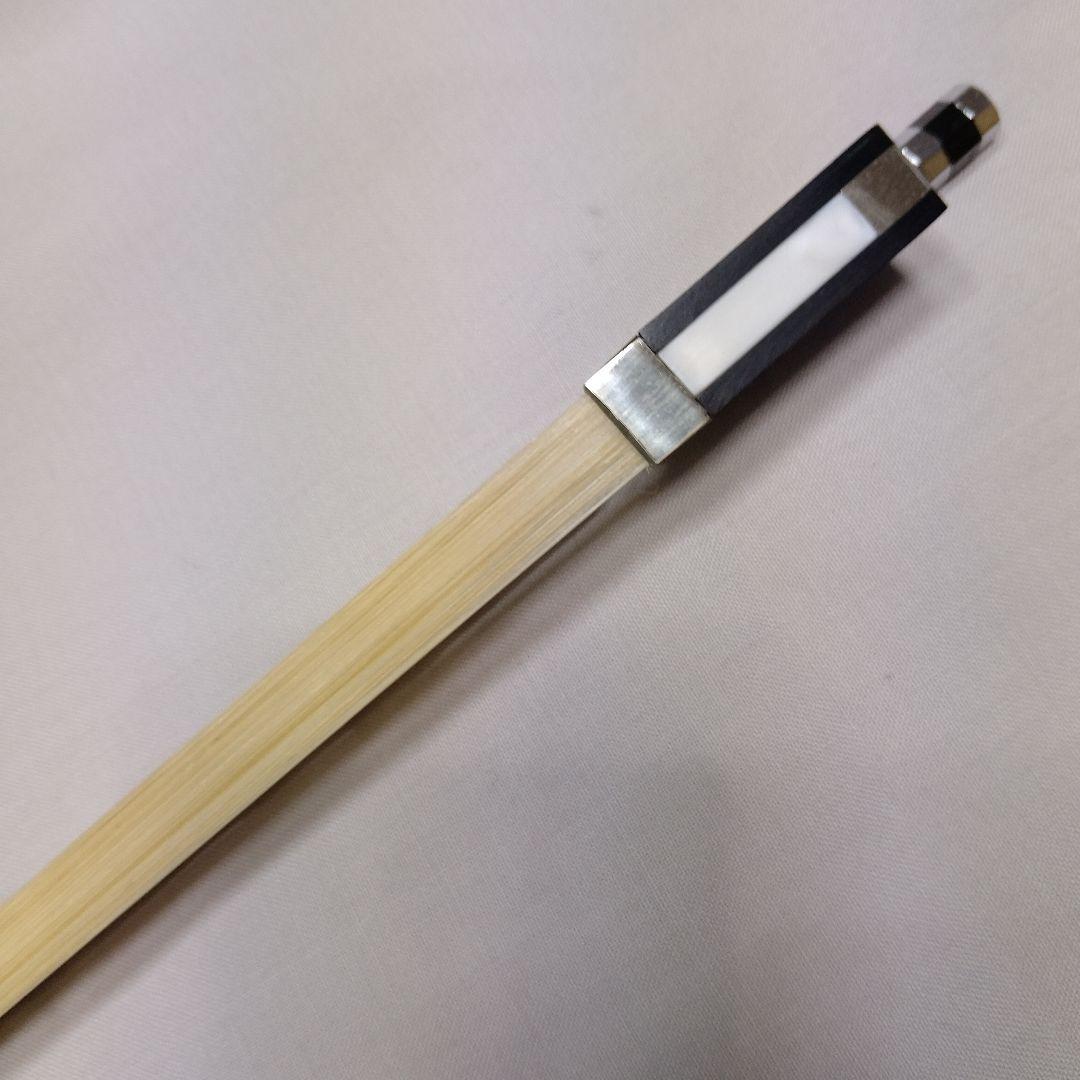 ♥️再値引しました♥️バイオリン4/4対応の新品杉藤の弓4/4です。