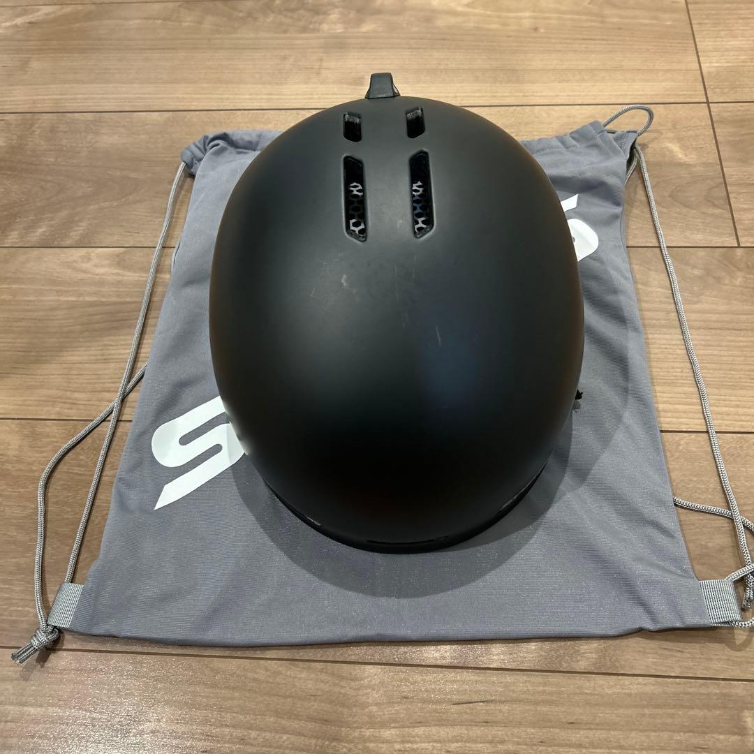 SWANSスノーヘルメット　GIROゴーグル　スノーボードスキー