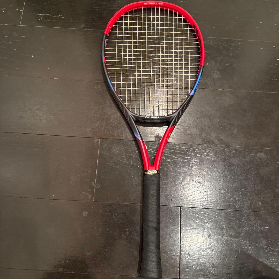 YONEX VCORE 98テニスラケット レッド/ブラック/ブルー　2024年