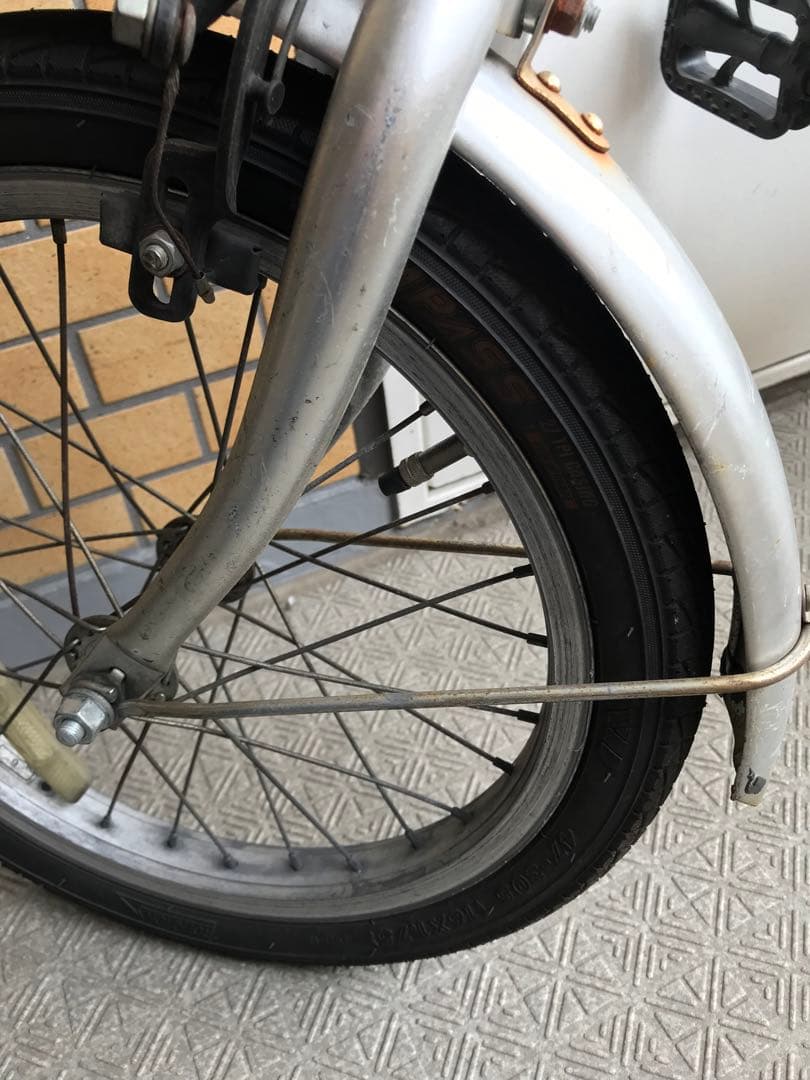 折りたたみ自転車 シルバー　引き取り限定‼️乗って帰れます‼️