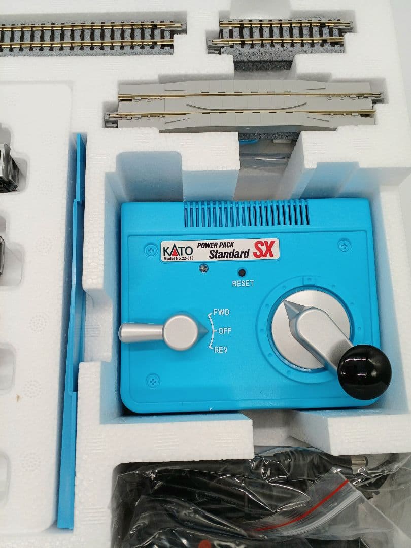 KATO Nゲージ スターターセット E235系 山手線 10-030 鉄道模型