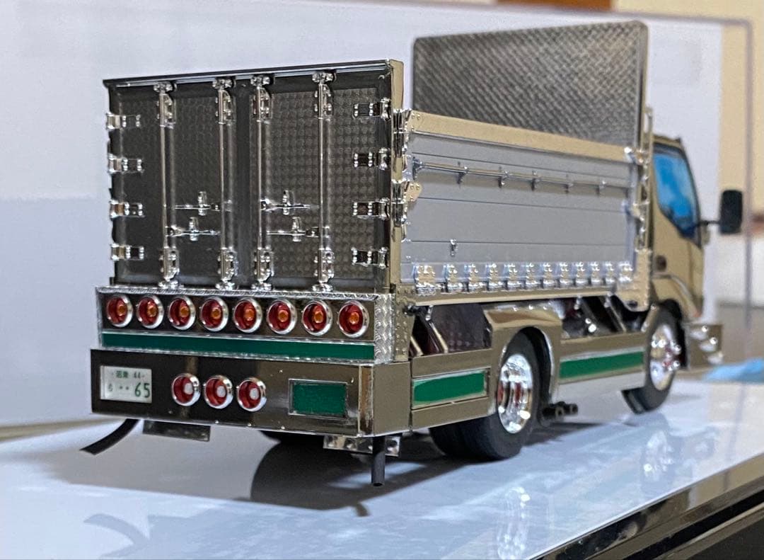 デコトラプラモデル