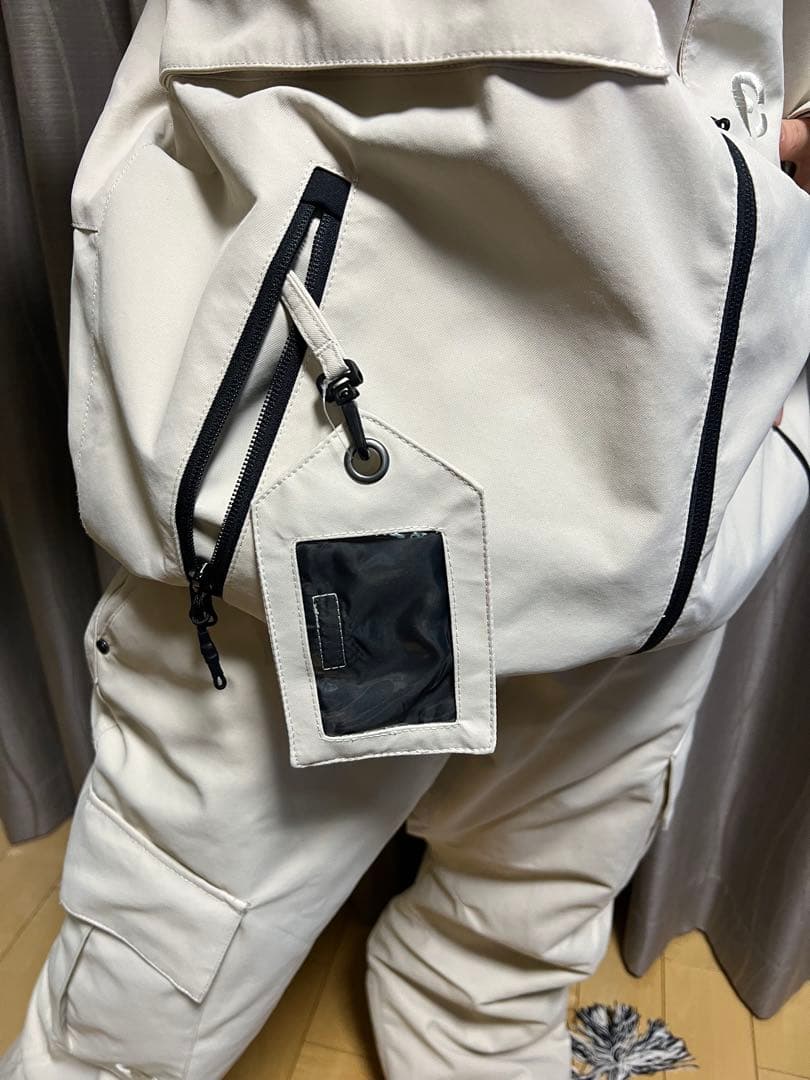 くるCOMPLEW スノーボードウェア Mサイズ ホワイト