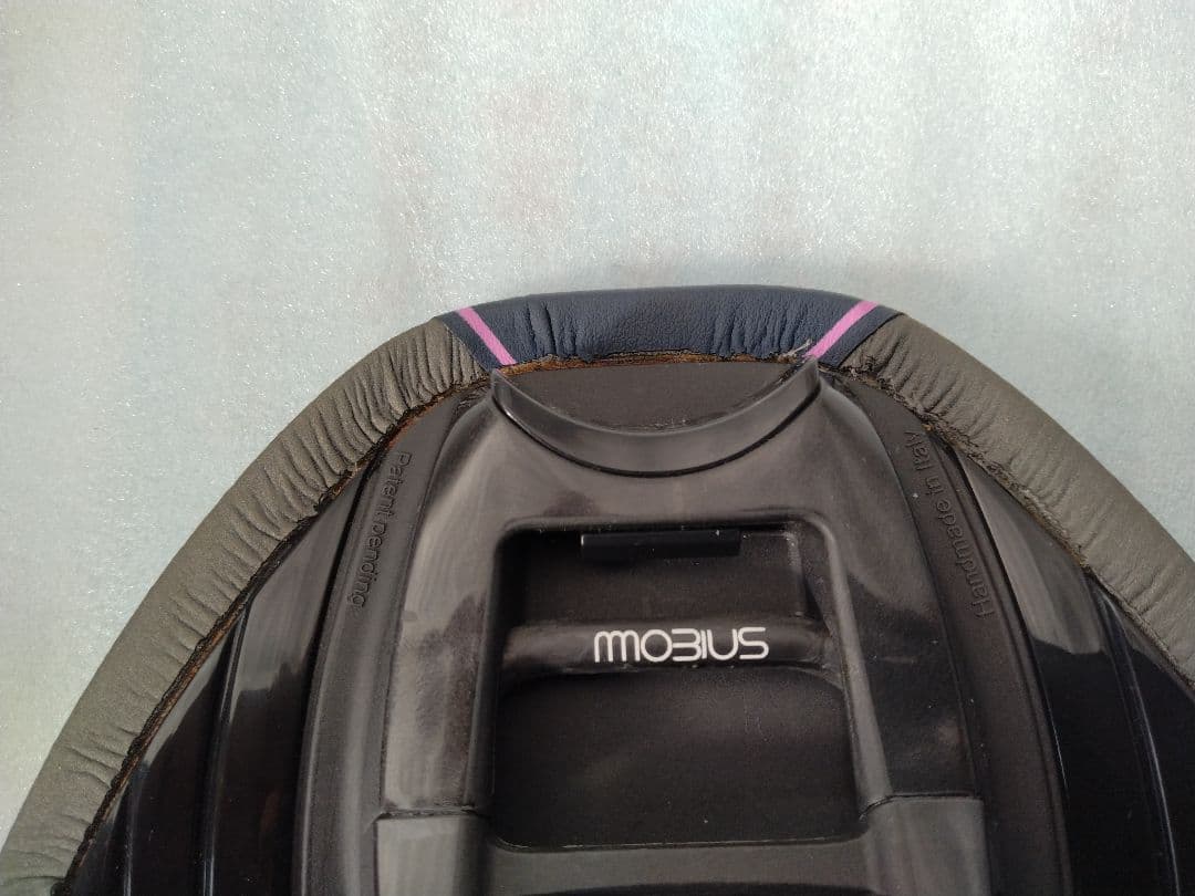 fi'zi:k フィジーク　LUCE MOBIUS カーボンレール