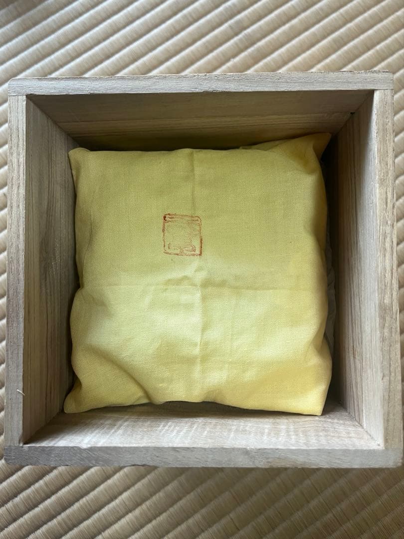 【極上品】中里茂右エ門 平戸 三川内 白磁 高浮彫 雲龍図 大香合 約12cm弱