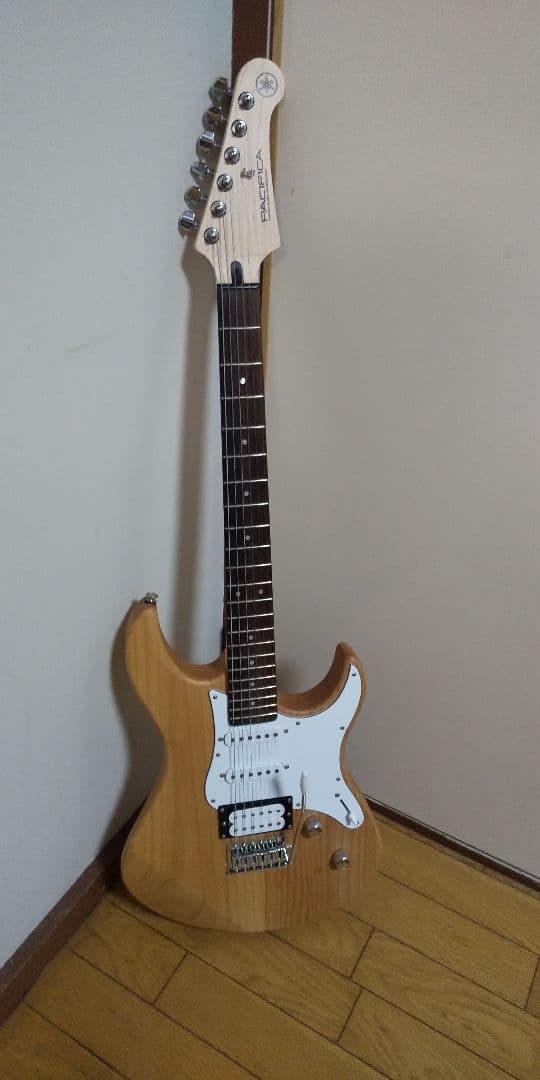 YAMAHA PACIFICA-PAC112V エレキギター パシフィカ