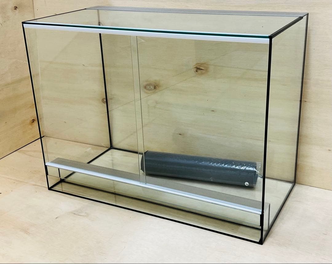 Ｗ600×Ｄ450×Ｈ450㎜　パルダリウム・テラリウム水槽