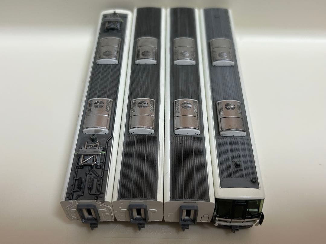 鉄道模型　Nゲージ　KATO 10-1581 221系　リニューアル車　嵯峨野線