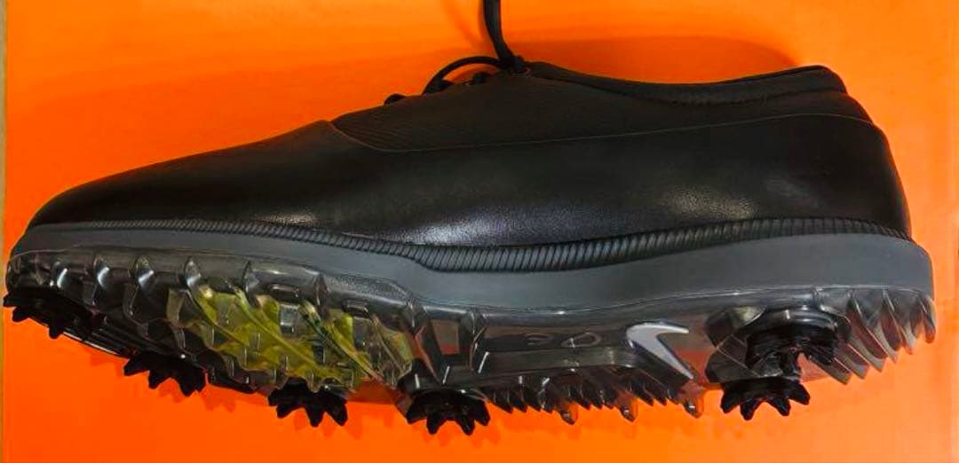 レア新品✳︎NIKE GOLF スニーカー早い者勝ちです！