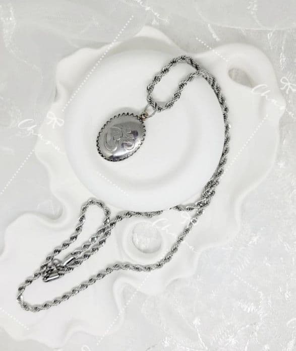 オームペンダント ヒンドゥー教 マハデオム シヴァ神 ガネーシャ 藤井風