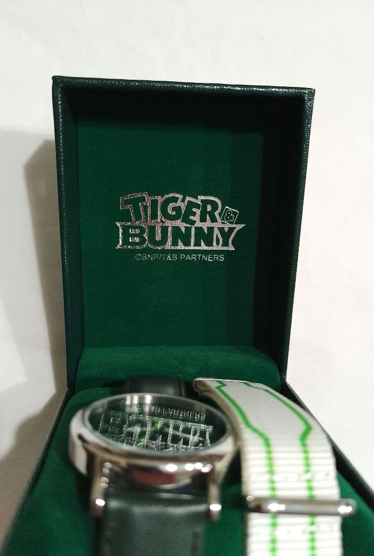 SuperGroupies　タイバニ　腕時計　虎徹