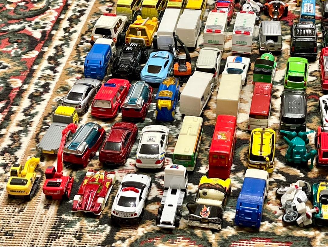 ジャンク品　ミニカー　約140台＋18台　まとめ売り