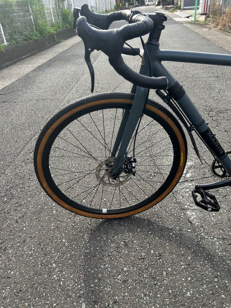 MARIN グラベルロード　ロンバード　LOMBARD 新品パーツ多用