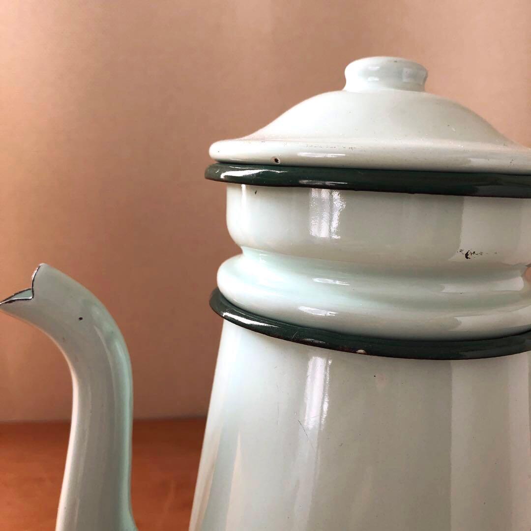 古いホーローポット　琺瑯　フランス　アンティーク　漉し器　カフェ　no.223