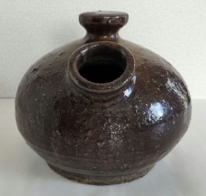 陶器　尿瓶