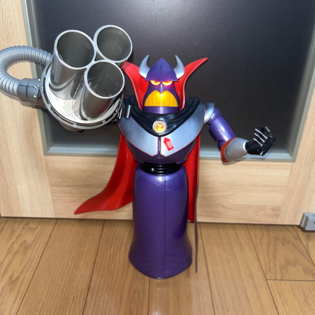 TOY STORY トイストーリー　ザーグ トーキング アクション フィギュア