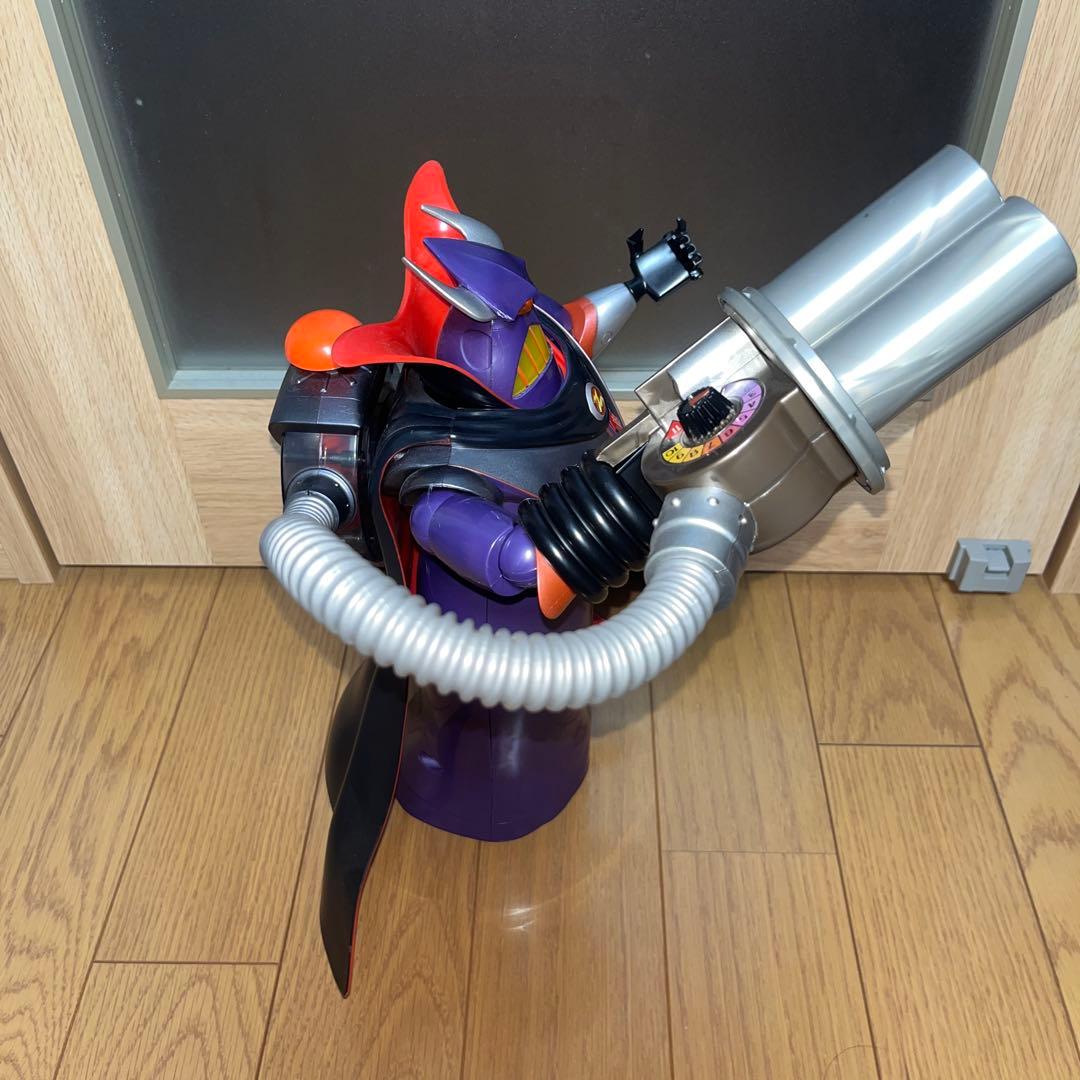 TOY STORY トイストーリー　ザーグ トーキング アクション フィギュア