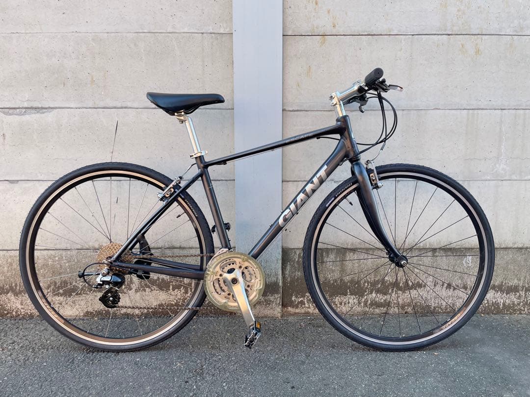 【訳あり美品】GIANT ESCAPE R3 24速　クロスバイク　CT465