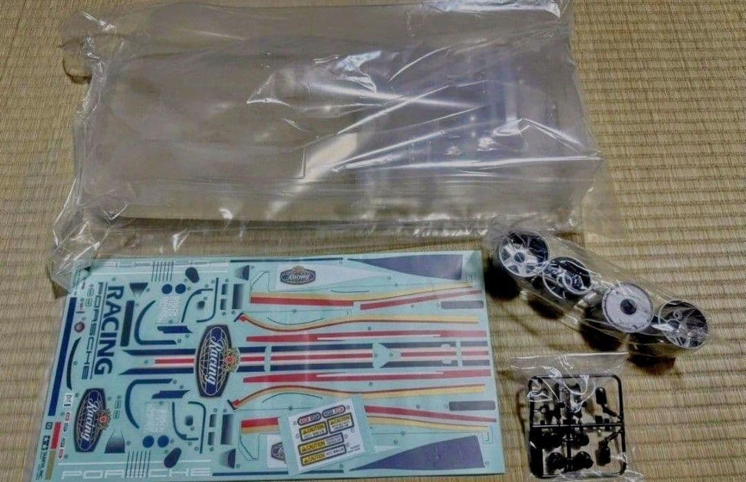 Porsche 956 1/10 ラジコンカーボディホイールセット