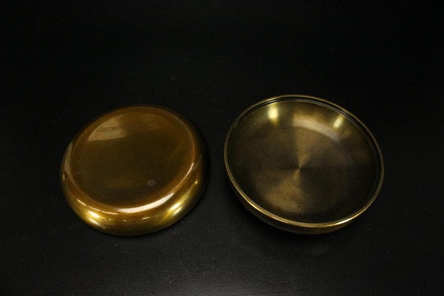 銅製 香合 蓮紋 木箱付(メ1126)