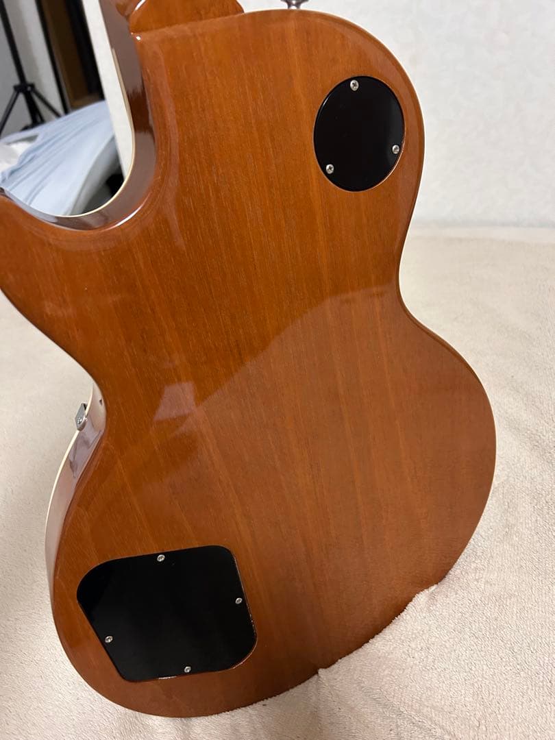 ギブソン Les Paul Standard 50s Gold Top