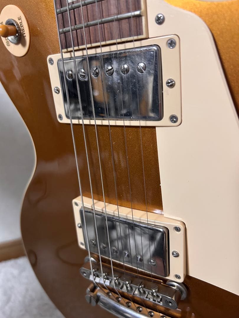ギブソン Les Paul Standard 50s Gold Top