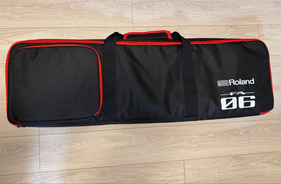 Roland FA-06 シンセサイザー