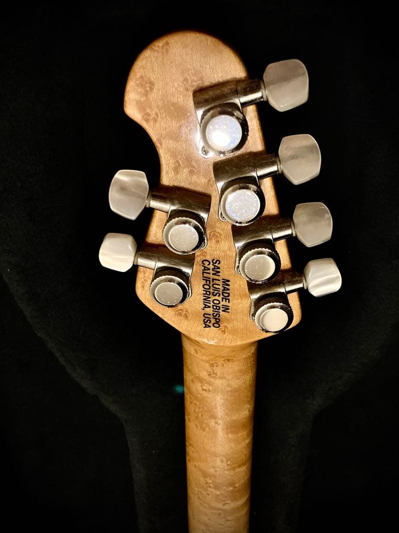 ミュージックマン　MUSIC MAN ジョンペトルーシ　2005年　JP6