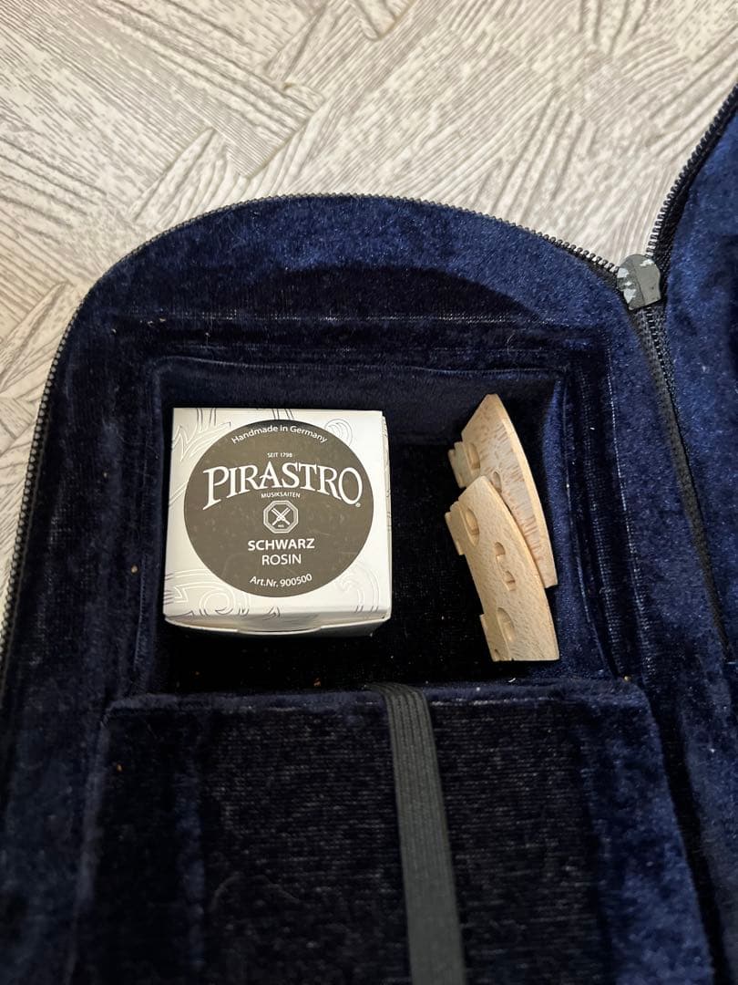 バイオリン ハードケース付き ピラストロロジン付き