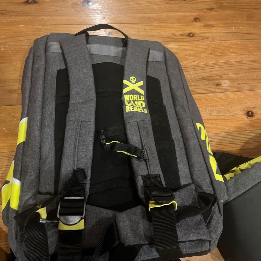 HEAD スポーツバックパック グレー/イエロー