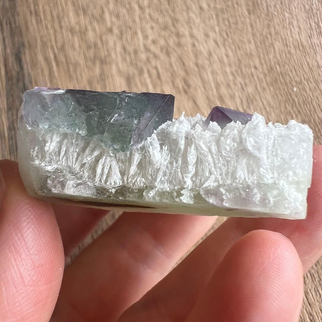 八面体 フローライト P20 水晶 共生 鉱物 標本 原石