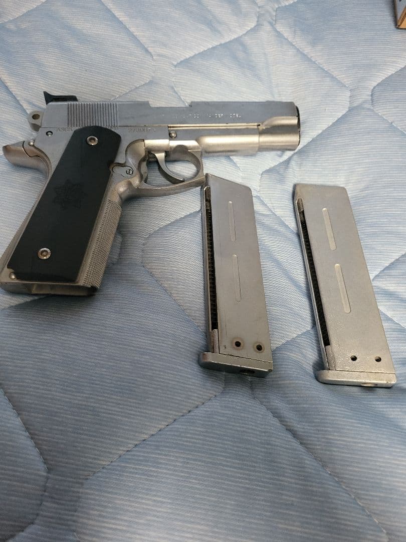 コルトコンバットコマンダー