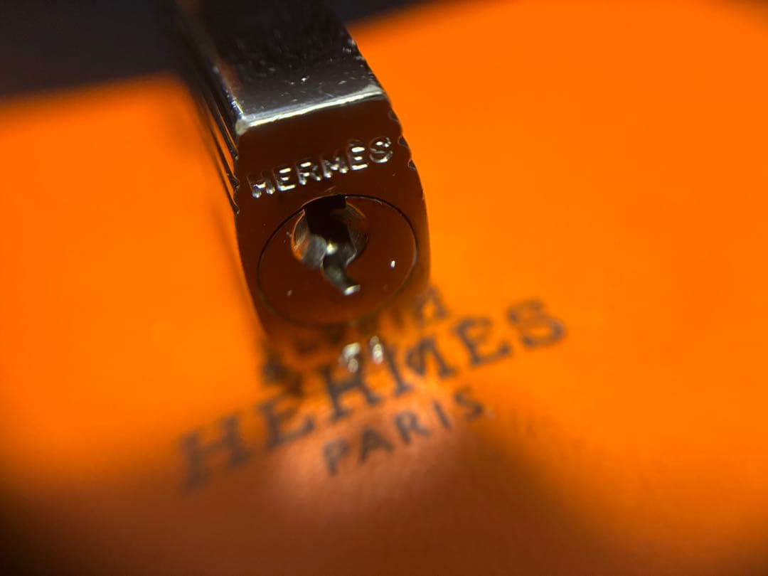 エルメス シルバー　カデナ　南京錠　パドロック　鍵　キー　NO59