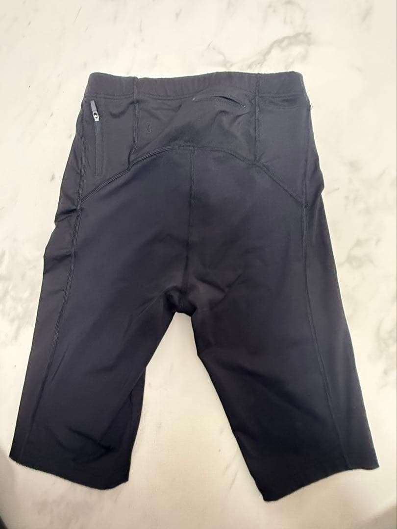 2xu MCSハーフタイツ　Ｍサイズ