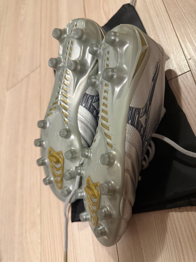 s*様 【24.5cm】Mizuno モレリアNEO 4 β