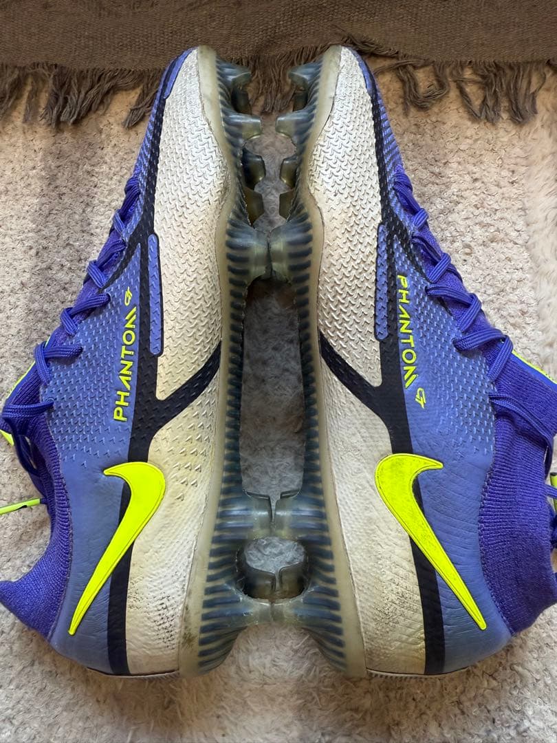 サッカースパイク　NIKE ファントムGT2 26.5 FG