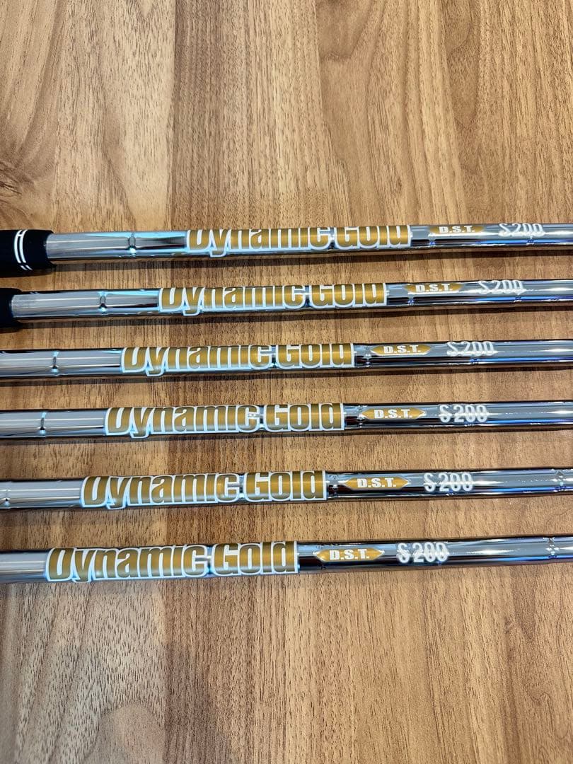 スリクソン ZX7MK2 アイアン ダイナミックゴールドS200DST シャフト