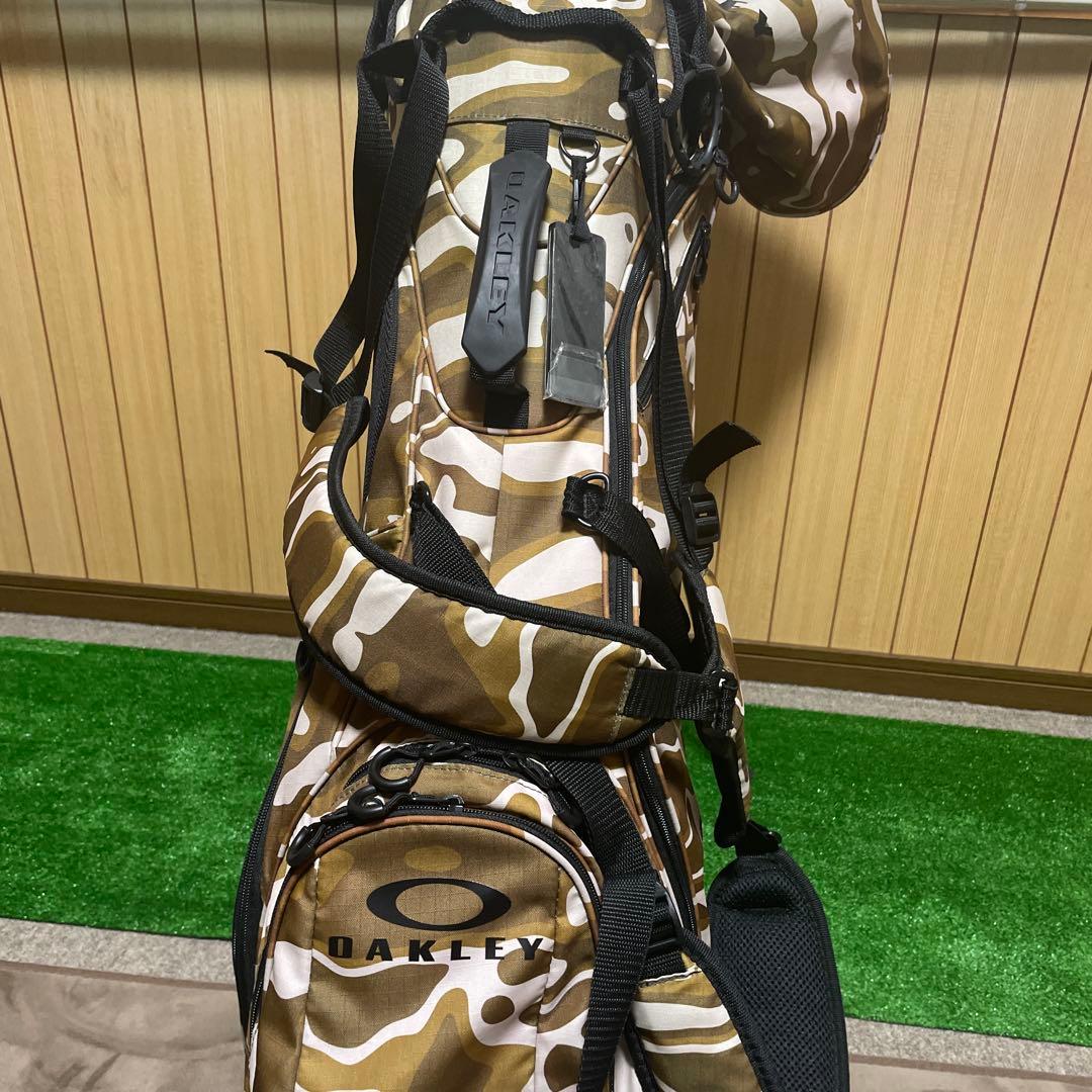 Oakley 迷彩 キャディバッグ