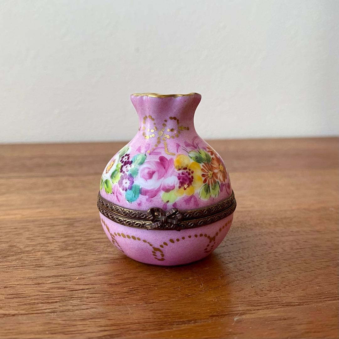 フランス製 ヴィンテージ リモージュボックス 香水瓶入り 手描き 花柄 金彩