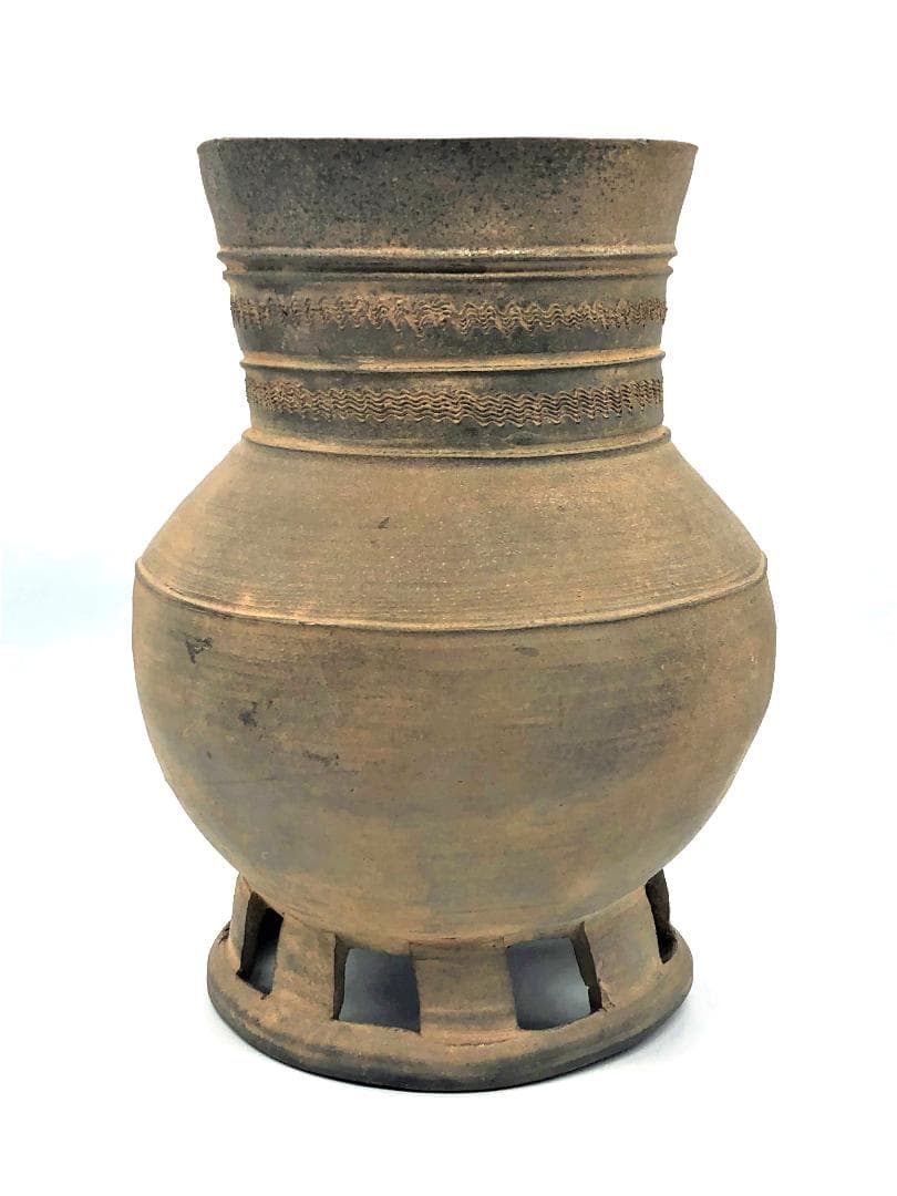 【 新羅土器 長頸壺 】　＊東京国立博物館台付長頸壺　同手